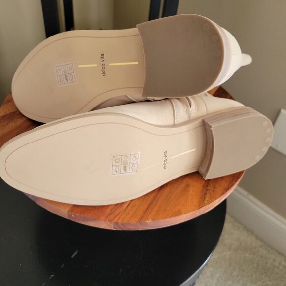 Dolce Vita Cream Ankle Boots - 8 - Picture 5 of 9